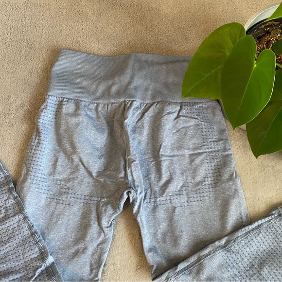 Gymshark light blue leggings XS - Picture 5 of 11